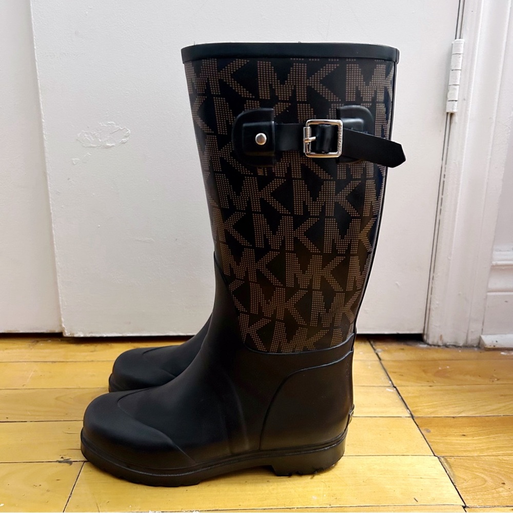 Michael Kors Rubber Rain Boots Black With
MK logo